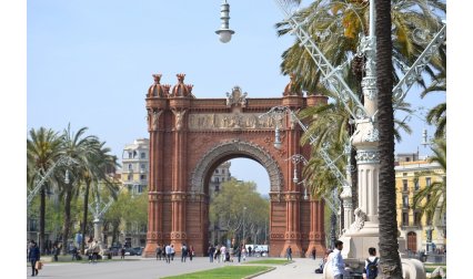 Триумфалната арка в Барселона