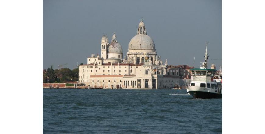 Basilica di Santa Maria della Salute, Venice 